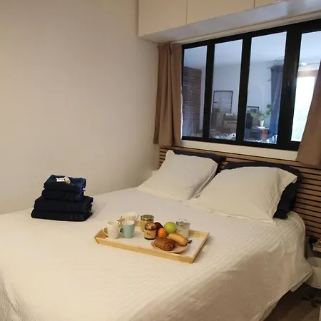 Beau & Grand T2, Balcon, Parking Au Calme 비아히쯔